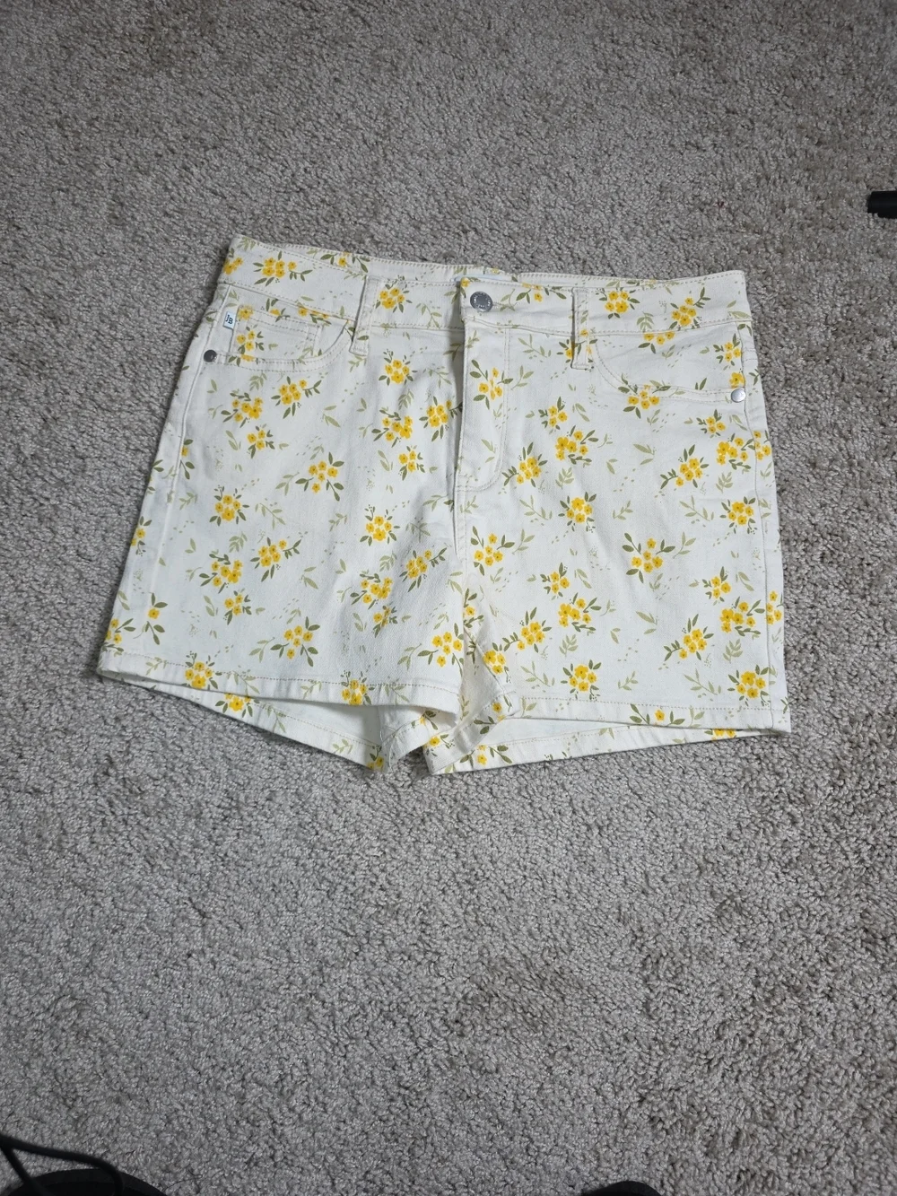 Judy Blue Los Angeles Floral Print Denim Shorts   Women Size M - Picture 4 of 11